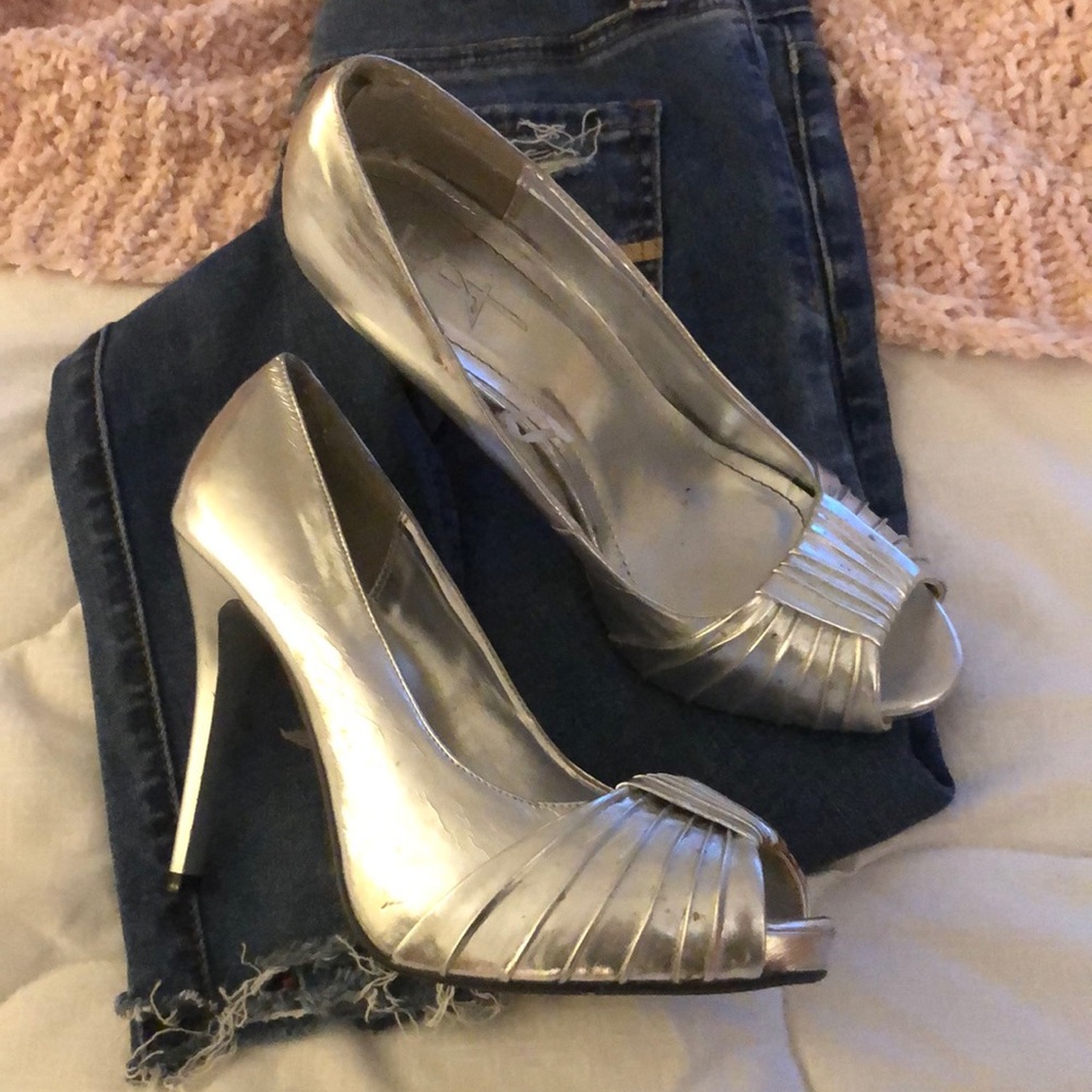 Shiny Silver 4.5” heels (.5" Platform)